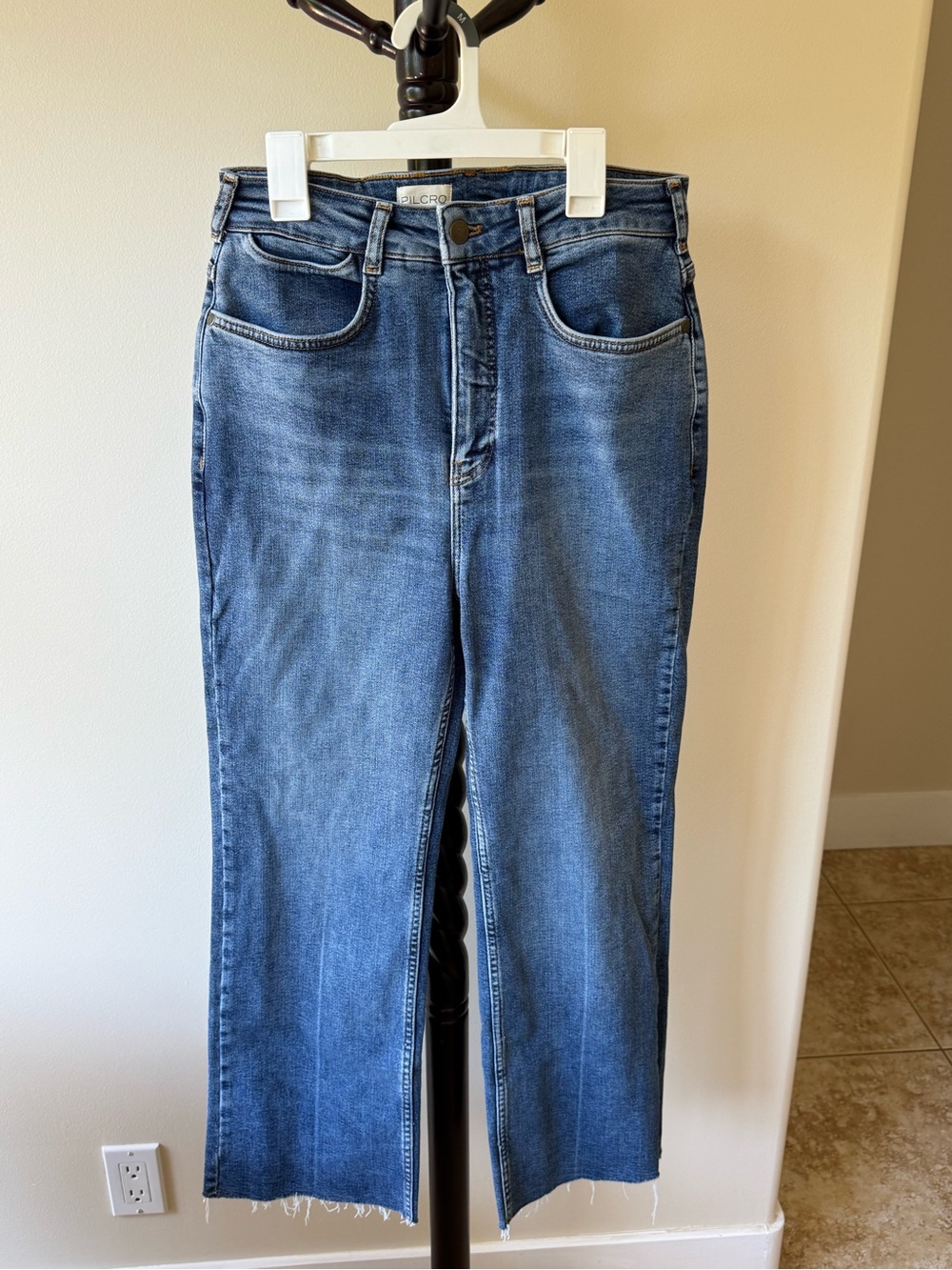Pilcro High-Rise Straight Crop Jeans